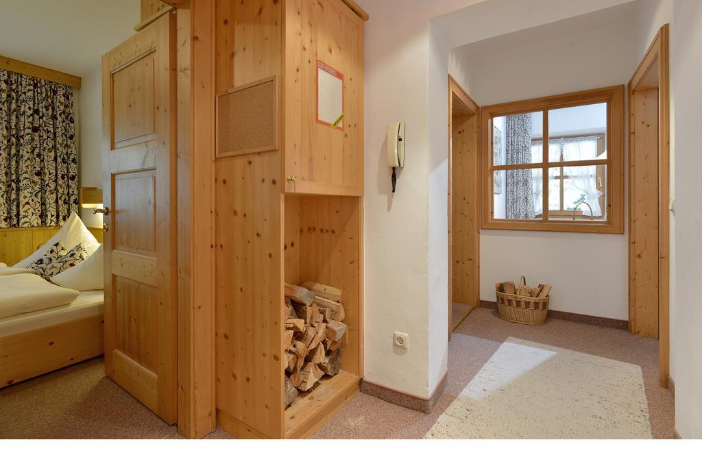 Haus Gaisberger Apartman Mayrhofen Szoba fotó