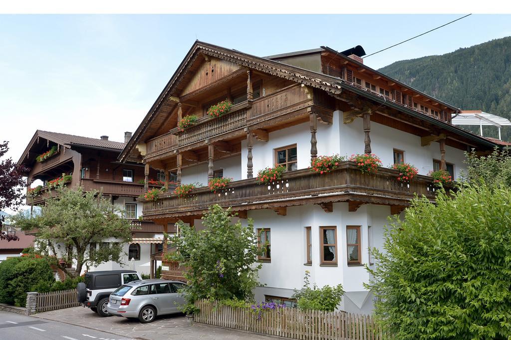 Haus Gaisberger Apartman Mayrhofen Kültér fotó